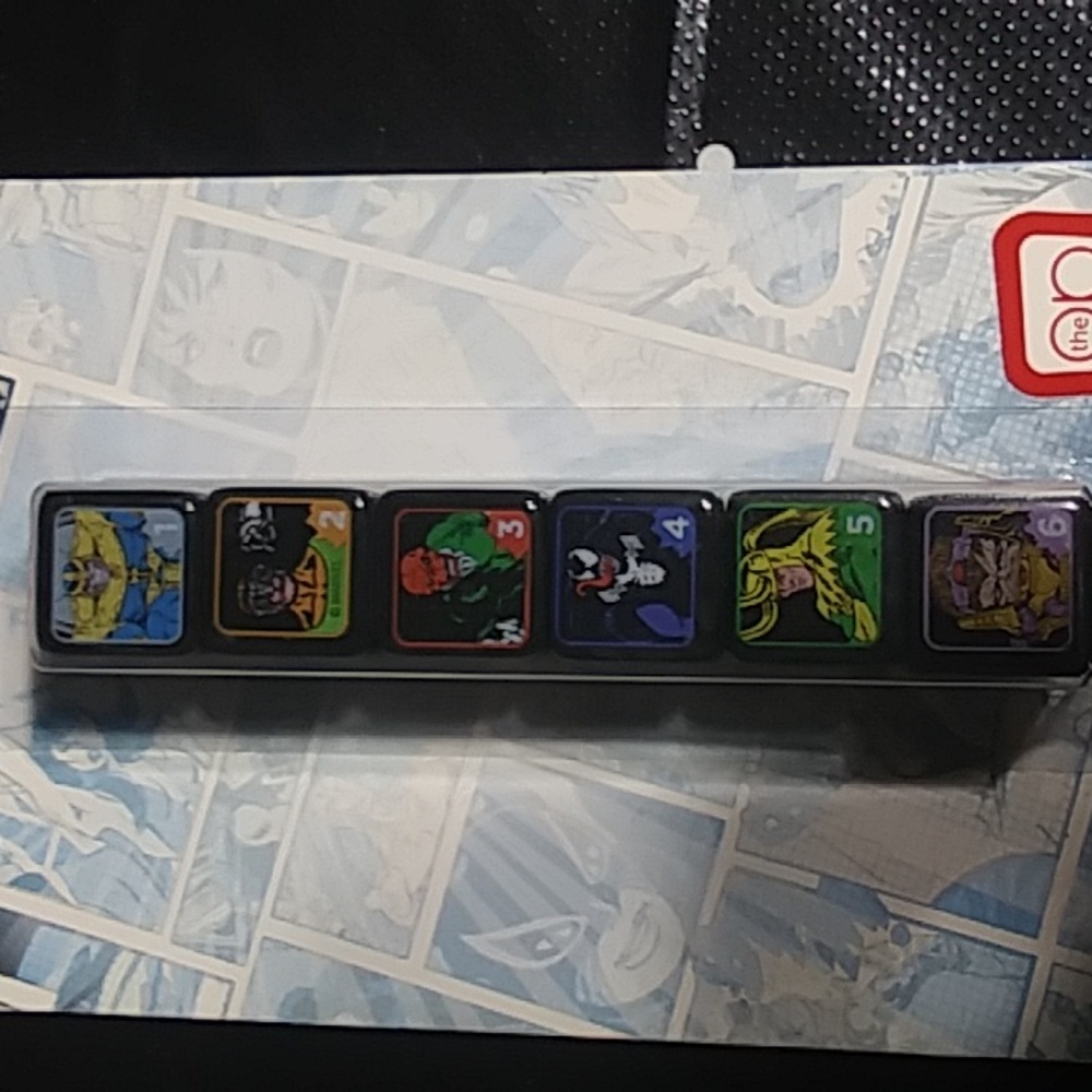 Marvel dice set - Picture 3 of 3